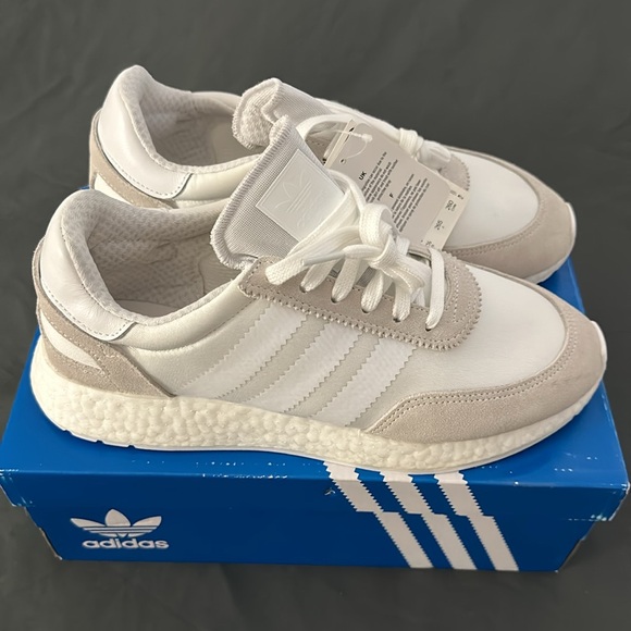 Rare! Adidas i-5923 white/white/white. Brand new. - Picture 5 of 6